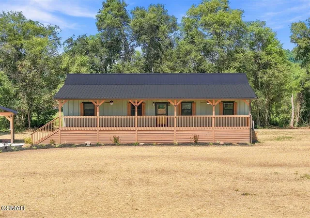 Photo 2 of Single family home for sale at 901 Nibor Way, Newport, TN 37821 | MLS# 3302143 | Listing updated on 2026-09-15
