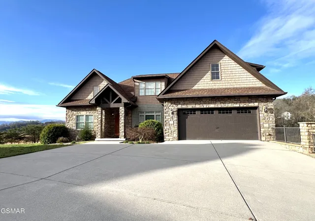 Photo 1 of Sale Pending at 614 Watercrest Ln, Dandridge, TN 37725 | MLS# 3548162 | Listing updated on 2026-09-24