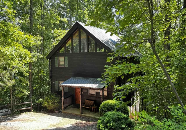 Photo 1 of Single family home for sale at 4142 Evans Chapel Rd, Sevierville, TN 37876 | MLS# 3304047 | Listing updated on 2026-09-30