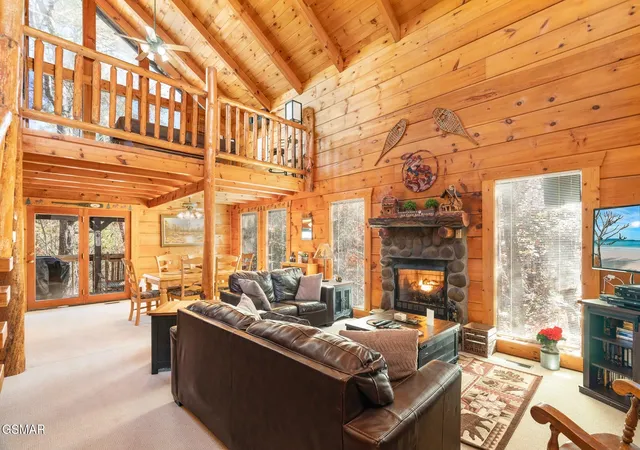 Photo 1 of Single family home for sale at 4142 Evans Chapel Rd, Sevierville, TN 37876 | MLS# 3304047 | Listing updated on 2026-09-30