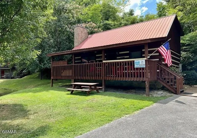 Photo 1 of Single family home for sale at 432 Hideaway Ridge Circle, Sevierville, TN 37862 | MLS# 3525887 | Listing updated on 2026-09-11