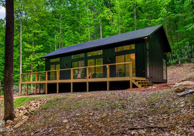 Photo 1 of Sale Pending at 2799 Buckeye Dr, Cosby, TN 37722 | MLS# 3548186 | Listing updated on 2026-09-23