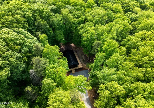 Photo 3 of Sale Pending at 2799 Buckeye Dr, Cosby, TN 37722 | MLS# 3548186 | Listing updated on 2026-09-23