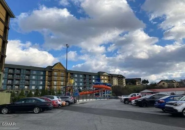 Photo 2 of Condo for sale at 225 Collier Dr #1421, Sevierville, TN 37862 | MLS# 3265795 | Listing updated on 2026-09-11