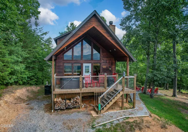 Photo 1 of Single family home for sale at 1876 Natures Ln, Sevierville, TN 37862 | MLS# 3304398 | Listing updated on 2026-09-11