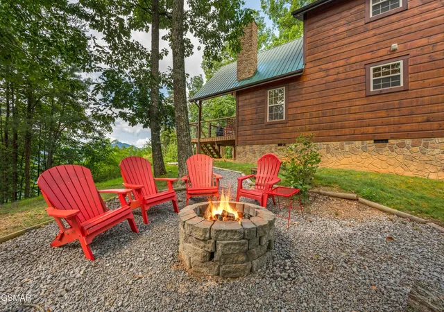 Photo 3 of Single family home for sale at 1876 Natures Ln, Sevierville, TN 37862 | MLS# 3304398 | Listing updated on 2026-09-11