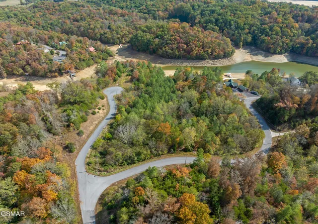 Photo 4 of Sale Pending at 57 Frk Horn Trl, Dandridge, TN 37725 | MLS# 3544641 | Listing updated on 2026-10-01