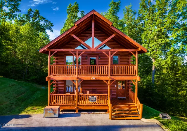 Photo 2 of Single family home for sale at 2739 Mountain Preserve Dr, Sevierville, TN 37862 | MLS# 3269799 | Listing updated on 2026-09-11