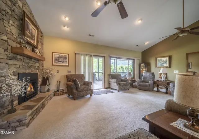 Photo 3 of Single family home for sale at 3938 Katy Hollar Road, Sevierville, TN 37862 | MLS# 3524774 | Listing updated on 2026-10-05