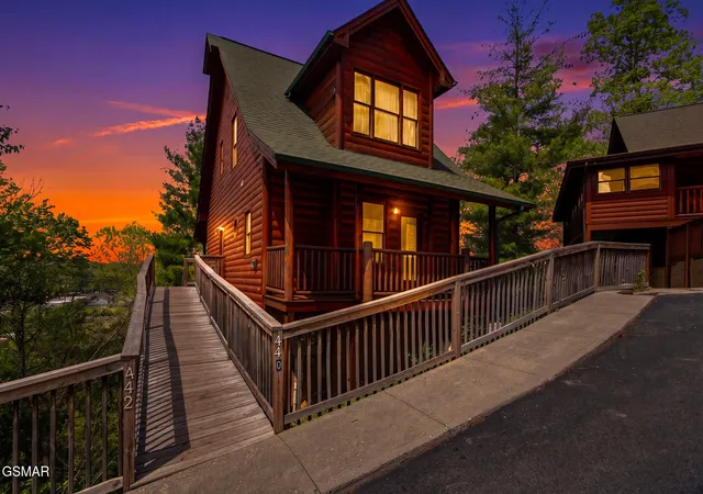 Photo 1 of Single family home for sale at 442 Big Bear Way, Pigeon Forge, TN 37863 | MLS# 3548219 | Listing updated on 2026-09-14