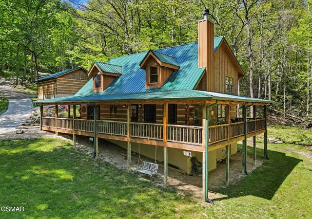 Photo 1 of Single family home for sale at 1053 Big Buck Trl, Townsend, TN 37882 | MLS# 3548225 | Listing updated on 2026-09-28