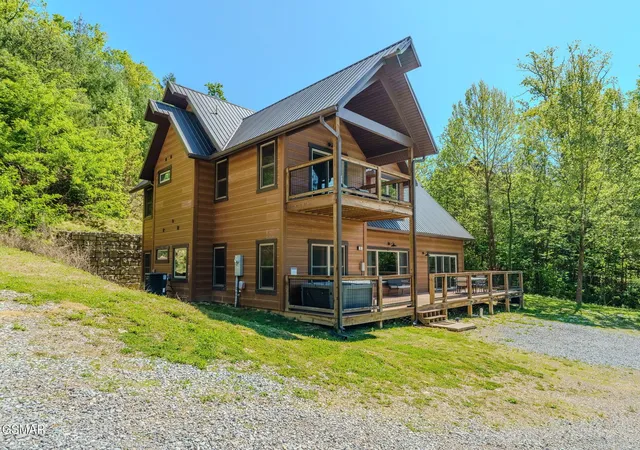 Photo 2 of Single family home for sale at 4228 Wears Valley Rd #51, Sevierville, TN 37862 | MLS# 3278299 | Listing updated on 2026-10-03