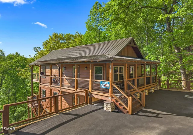 Photo 1 of Single family home for sale at 2624 Overholt Trl, Sevierville, TN 37862 | MLS# 3299375 | Listing updated on 2026-09-11