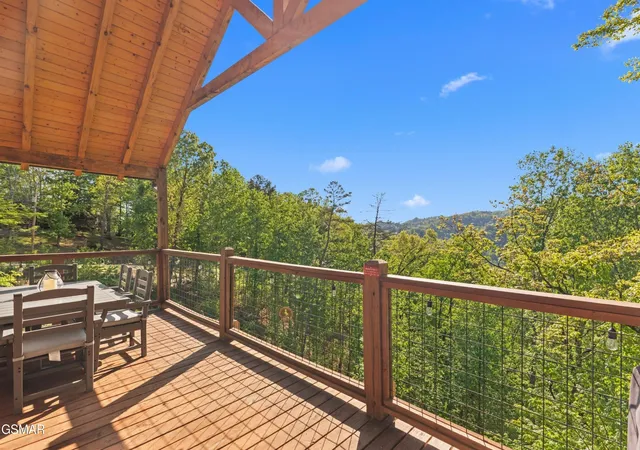 Photo 2 of Single family home for sale at 2624 Overholt Trl, Sevierville, TN 37862 | MLS# 3299375 | Listing updated on 2026-09-11