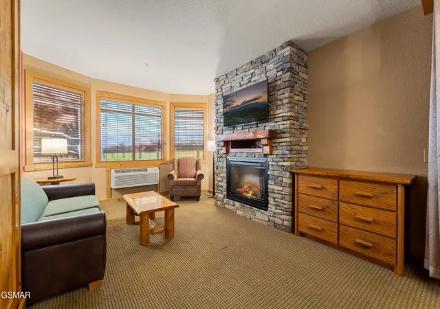Photo 1 of Sale Pending at 1425 Old Knoxville Hwy #130717375, Sevierville, TN 37876 | MLS# 3306877 | Listing updated on 2026-09-11