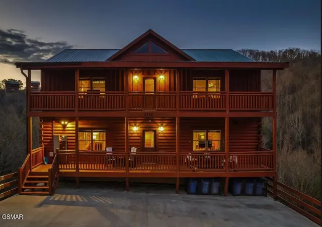 Photo 1 of Mansion for sale at 3328 Smoky Ridge Way, Sevierville, TN 37862 | MLS# 3548238 | Listing updated on 2026-09-14