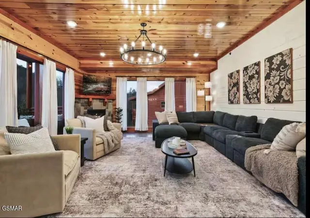 Photo 4 of Single family home for sale at 3328 Smoky Ridge Way, Sevierville, TN 37862 | MLS# 3548238 | Listing updated on 2026-09-14