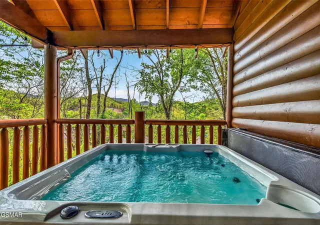 Photo 3 of Sale Pending at 3922 Valley View Dr, Pigeon Forge, TN 37863 | MLS# 3548246 | Listing updated on 2026-09-14