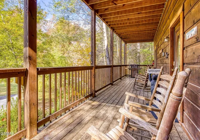 Photo 3 of Single family home for sale at 679 Eagles Blvd Way, Pigeon Forge, TN 37863 | MLS# 3512747 | Listing updated on 2026-09-11