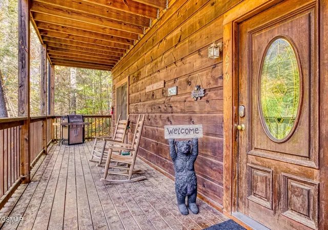 Photo 3 of Single family home for sale at 679 Eagles Blvd Way, Pigeon Forge, TN 37863 | MLS# 3512747 | Listing updated on 2026-09-11