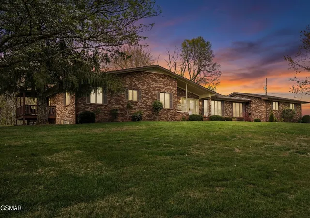 Photo 1 of Single family home for sale at 1279 Green Acres Dr, Newport, TN 37821 | MLS# 3548262 | Listing updated on 2026-09-24
