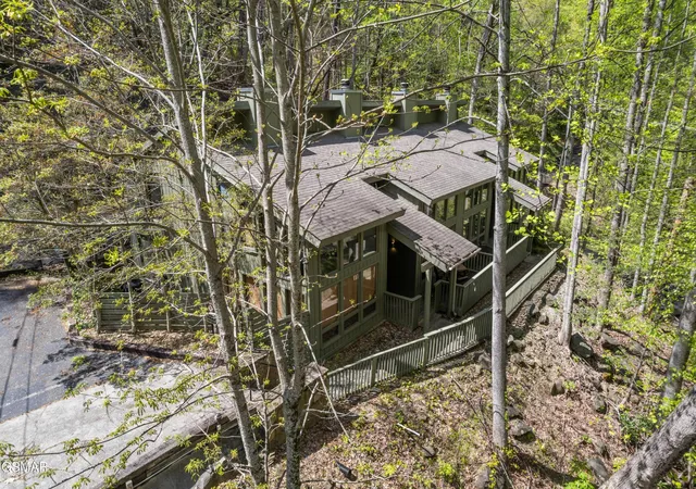 Photo 2 of Townhouse for sale at 1228 Ski Mountain Road #C1, Gatlinburg, TN 37738 | MLS# 3526689 | Listing updated on 2026-09-11