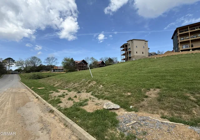 Photo 3 of Land for sale at 3 Bullwinkle Way, Sevierville, TN 37862 | MLS# 3269802 | Listing updated on 2026-09-11