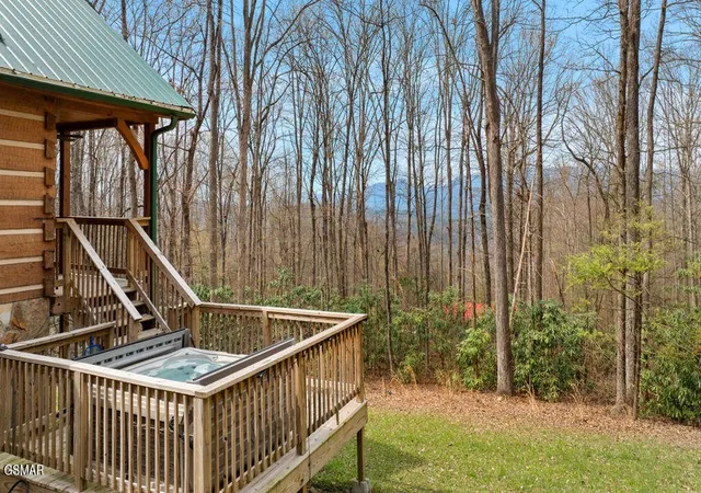 Photo 3 of Single family home for sale at 3393 Grand Country Dr, Cosby, TN 37722 | MLS# 3548009 | Listing updated on 2026-09-14