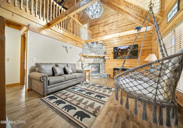 Photo 3 of Single family home for sale at 2023 Piney Overlook Ln, Sevierville, TN 37862 | MLS# 3302477 | Listing updated on 2026-09-11