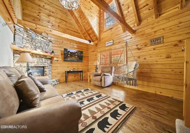 Photo 4 of Single family home for sale at 2023 Piney Overlook Ln, Sevierville, TN 37862 | MLS# 3302477 | Listing updated on 2026-09-11