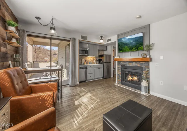 Photo 3 of Condo for sale at 354 E Holly Ridge Road #204, Gatlinburg, TN 37738 | MLS# 3528406 | Listing updated on 2026-09-11
