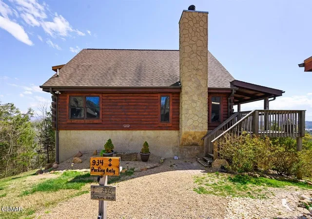Photo 1 of Single family home for sale at 936 Buck Way, Sevierville, TN 37876 | MLS# 3304403 | Listing updated on 2026-09-30