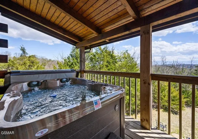 Photo 4 of Single family home for sale at 936 Buck Way, Sevierville, TN 37876 | MLS# 3304403 | Listing updated on 2026-09-30