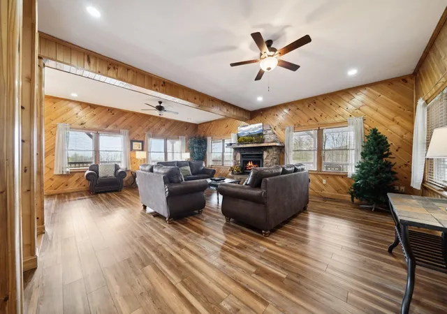 Photo 4 of Single family home for sale at 510 Wildflower Ridge Rd, Gatlinburg, TN 37738 | MLS# 3548298 | Listing updated on 2026-09-24