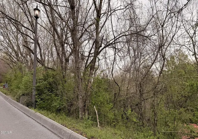 Photo 3 of Land for sale at 4 Hideaway Ridge Cir, Sevierville, TN 37862 | MLS# 3548300 | Listing updated on 2026-09-14