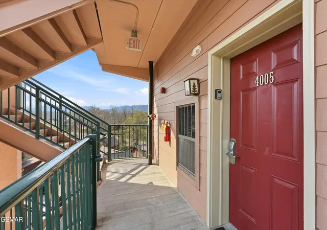 Photo 2 of Condo for sale at 410 Big Bear Way #4005, Pigeon Forge, TN 37863 | MLS# 3525802 | Listing updated on 2026-09-11