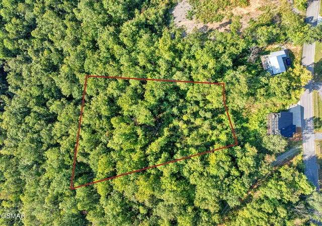 Photo 4 of Land for sale at 1 Shell Mountain Road, Sevierville, TN 37876 | MLS# 3528629 | Listing updated on 2026-09-11