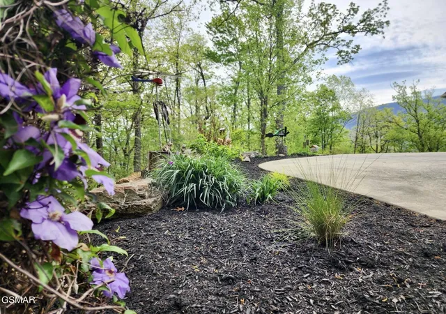 Photo 4 of Sale Pending at 2932 Mockingbird Way, Sevierville, TN 37862 | MLS# 3270217 | Listing updated on 2026-09-11
