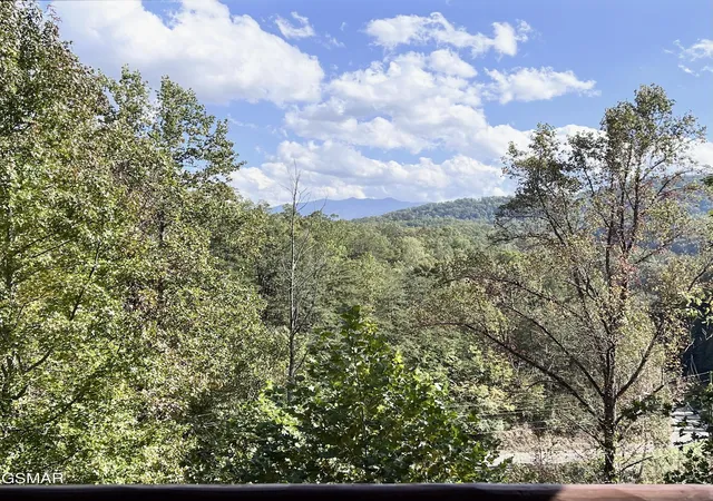 Photo 2 of Sale Pending at 4319 Forest Ridge Way, Pigeon Forge, TN 37863 | MLS# 3548330 | Listing updated on 2026-09-15
