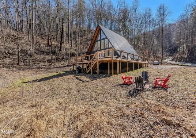 Photo 2 of Single family home for sale at 3115 Emerald Springs Loop, Sevierville, TN 37862 | MLS# 3270192 | Listing updated on 2026-09-11