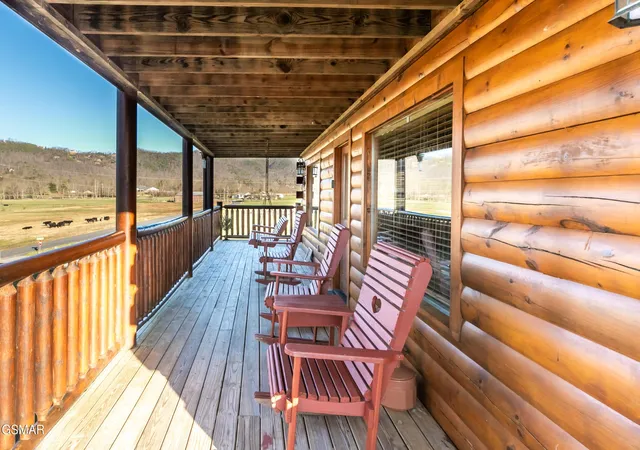 Photo 4 of Sale Pending at 2466 Bryan Rd, Sevierville, TN 37862 | MLS# 3302480 | Listing updated on 2026-09-11