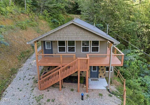 Photo 1 of Single family home for sale at 2912 Kettle Crk Way, Sevierville, TN 37876 | MLS# 3314623 | Listing updated on 2026-09-15