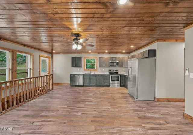 Photo 4 of Single family home for sale at 2912 Kettle Crk Way, Sevierville, TN 37876 | MLS# 3314623 | Listing updated on 2026-09-15