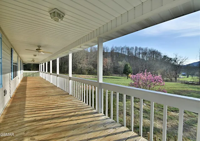 Photo 3 of Sale Pending at 2737 Clabo Rd, Sevierville, TN 37862 | MLS# 3544519 | Listing updated on 2026-09-11