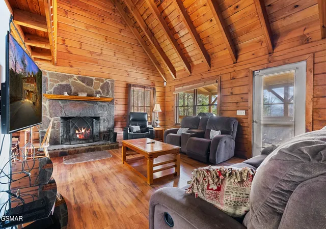 Photo 3 of Sale Pending at 1122 Eagle Pointe Way, Pigeon Forge, TN 37863 | MLS# 3548348 | Listing updated on 2026-09-14
