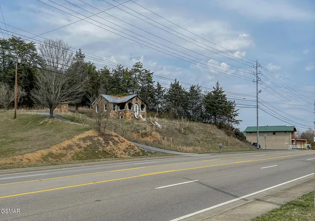 Photo 2 of Land for sale at 1170 Wears Valley Rd, Pigeon Forge, TN 37863 | MLS# 3548352 | Listing updated on 2026-09-14