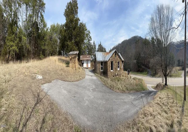 Photo 4 of Land for sale at 1170 Wears Valley Rd, Pigeon Forge, TN 37863 | MLS# 3548352 | Listing updated on 2026-09-14