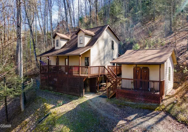 Photo 2 of Single family home for sale at 3748 Ginseng Way, Sevierville, TN 37862 | MLS# 3278327 | Listing updated on 2026-09-11