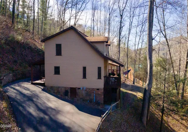 Photo 3 of Single family home for sale at 3748 Ginseng Way, Sevierville, TN 37862 | MLS# 3278327 | Listing updated on 2026-09-11