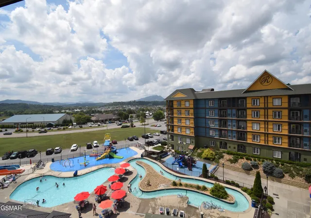 Photo 1 of Condo for sale at 225 Collier Dr #1516, Sevierville, TN 37862 | MLS# 3524671 | Listing updated on 2026-09-11